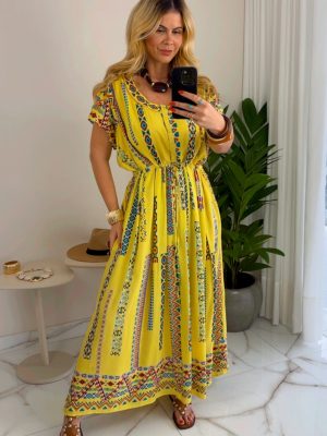 vestido plus size amarelo